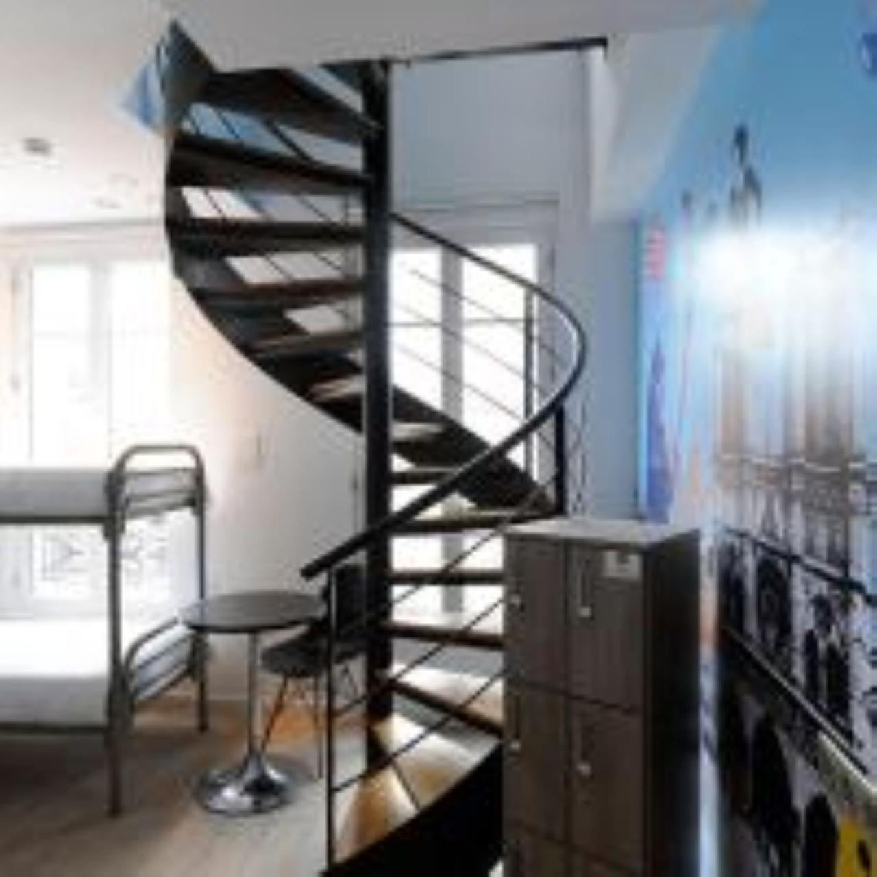 Family Room Shower