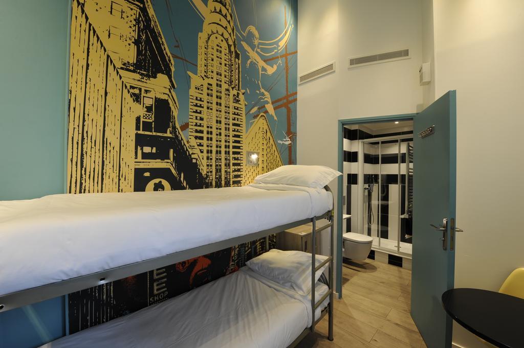 Bed 4-Bed Female Dormitory Room